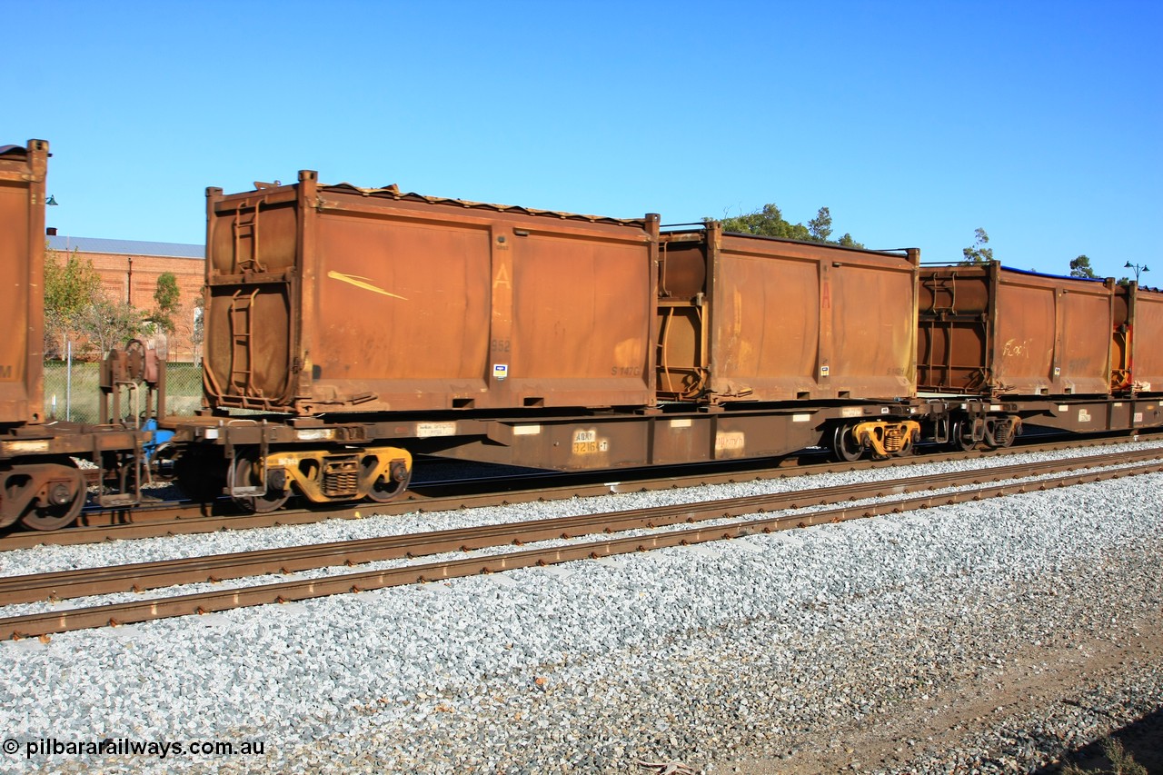 100608 9731
Midland, AQNY 32164, one of sixty two waggons built by Goninan WA in 1998 as WQN type for Murrin Murrin container traffic, with sulphur skips S147G with original door and original sliding tarpaulin and S142H with replacement door and roll top tarpaulin on train 2430 empty Malcolm freighter.
Keywords: AQNY-type;AQNY32164;Goninan-WA;WQN-type;