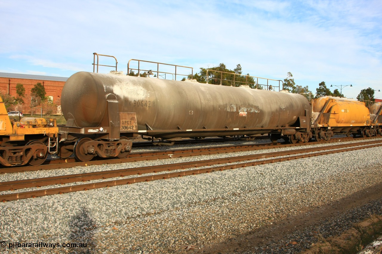 100611 0349
Midland, APKY 30642, one of two built by WAGR Midland Workshops in 1970 as WK type pneumatic discharge bulk cement waggon.
Keywords: APKY-type;APKY30642;WAGR-Midland-WS;WK-type;