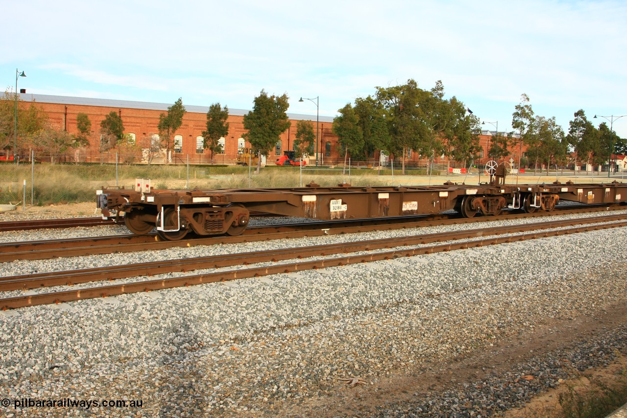 100611 0391
Midland, AQNY 32188, one of sixty two waggons built by Goninan WA in 1998 as WQN type for Murrin Murrin container traffic, running empty on train 5426 up Kalgoorlie Freighter.
Keywords: AQNY-type;AQNY32188;Goninan-WA;WQN-type;