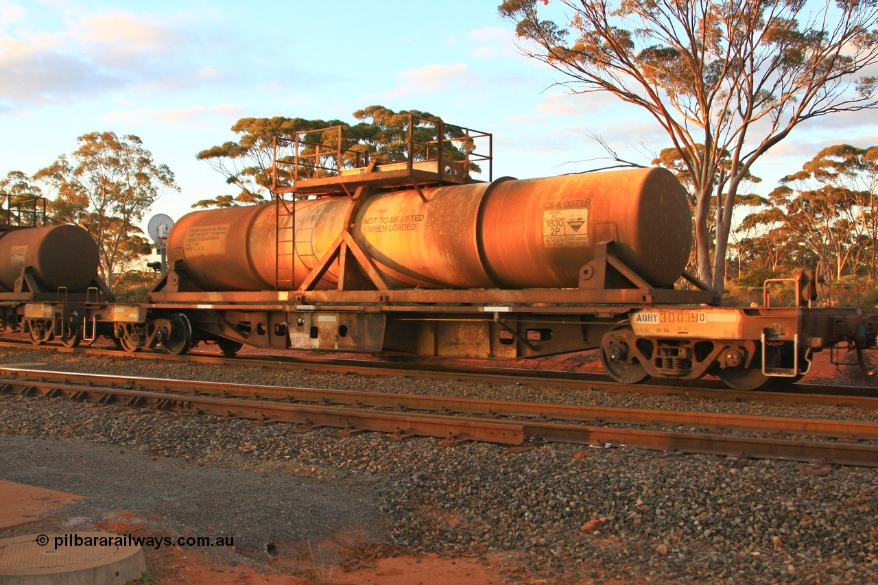 100731 3242
Binduli, AQHY 30039 with sulphuric acid tank CSA 0071, originally built by the WAGR Midland Workshops in 1964/66 at WF type flat waggons, then following several codes and modifications in 1997 seventy five were converted to WQH to carry CSA sulphuric acid tanks between Hampton/Kalgoorlie and Perth/Kwinana.
Keywords: AQHY-type;AQHY30039;WAGR-Midland-WS;WF-type;WFDY-type;WFDF-type;RFDF-type;WQH-type;