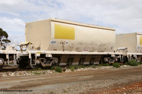 051101 6415
Parkeston, AHQF 31440 seen here in Loongana Limestone service, originally built by Goninan WA for Western Quarries as a batch of twenty coded WHA type in 1995. Purchased by Westrail in 1998.
Keywords: AHQF-type;AHQF31440;Goninan-WA;WHA-type;