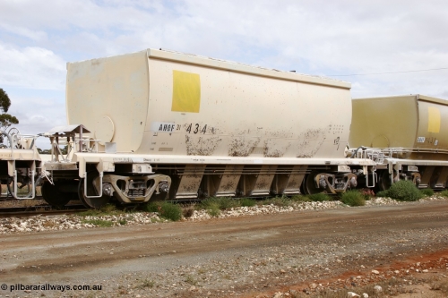 051101 6416
Parkeston, AHQF 31434 seen here in Loongana Limestone service, originally built by Goninan WA for Western Quarries as a batch of twenty coded WHA type in 1995. Purchased by Westrail in 1998.
Keywords: AHQF-type;AHQF31434;Goninan-WA;WHA-type;