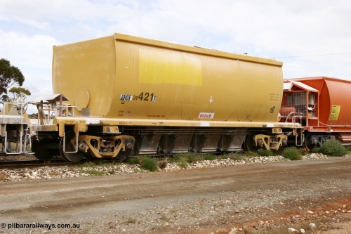 051101 6418
Parkeston, AHQF 31421 seen here in Loongana Limestone service, originally built by Goninan WA for Western Quarries as the leader of a batch of twenty coded WHA type in 1995. Purchased by Westrail in 1998.
Keywords: AHQF-type;AHQF31421;Goninan-WA;WHA-type;