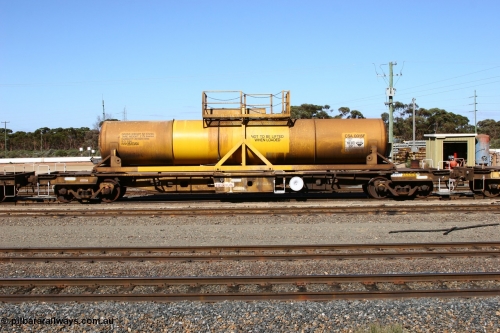 060528 4415
West Kalgoorlie, AQHY 30004 with sulphuric acid tank CSA 0015, originally built by the WAGR Midland Workshops in 1964/66 as a WF type flat waggon, then in 1997, following several recodes and modifications, was one of seventy five waggons converted to the WQH type to carry CSA sulphuric acid tanks between Hampton/Kalgoorlie and Perth/Kwinana.
Keywords: AQHY-type;AQHY30020;WAGR-Midland-WS;WF-type;WFDY-type;WFDF-type;WQH-type;