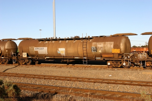 060528 4649 ATPF581Y
West Kalgoorlie, ATPF 581 fuel tank waggon built by WAGR Midland Workshops 1976 for Shell as type WJP 80.66 kL one compartment one dome, fitted with type F InterLock couplers.
Keywords: ATPF-type;ATPF581;WAGR-Midland-WS;WJP-type;JPC-type;