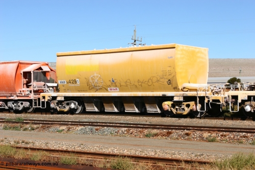 060530 4919
Parkeston, AHQF 31429 seen here in Loongana Limestone service, originally built by Goninan WA for Western Quarries as a batch of twenty coded WHA type in 1995. Purchased by Westrail in 1998.
Keywords: AHQF-type;AHQF31429;Goninan-WA;WHA-type;