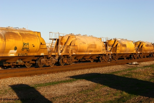 060603 5239
Midland, WNA 31152, one of twelve built by WAGR Midland Workshops in 1974 as WNA type pneumatic discharge nickel concentrate waggon, WAGR built and owned copies of the AE Goodwin built WN waggons for WMC. 
Keywords: WNA-type;WNA31152;WAGR-Midland-WS;