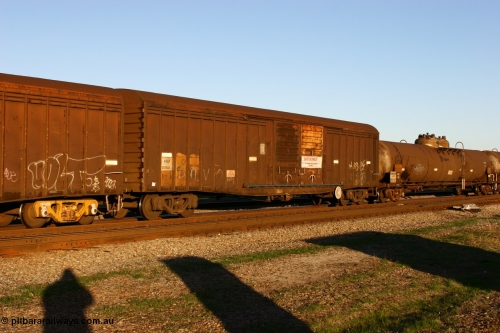 060603 5273
Midland, ABAY 30902 covered goods waggon originally built by Mechanical Handling Ltd SA as part of a third batch of one hundred and thirty five WVX type covered vans, recoded to WBAX in 1980 then to WBWX in 1982.
Keywords: ABAY-type;ABAY30902;Mechanical-Handling-Ltd-SA;WVX-type;WBAX-type;
