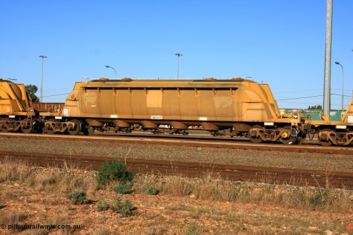 100601 8468
West Kalgoorlie, WN 538, pneumatic discharge nickel concentrate waggon, one of a further ten units built by WAGR Midland Workshops as WN type in 1975 for WMC.
Keywords: WN-type;WN538;WAGR-Midland-WS;