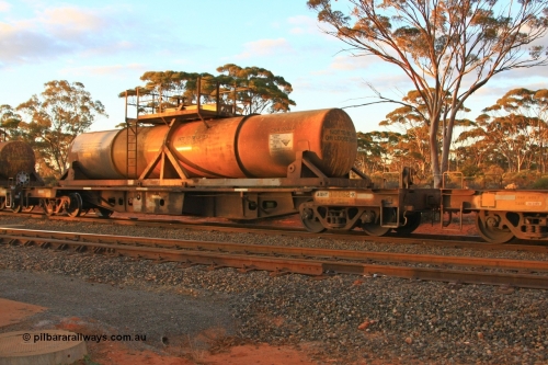 100731 3244
Binduli, AQHY 30062 with sulphuric acid tank CSA 0046, originally built by the WAGR Midland Workshops in 1964/66 at WF type flat waggons, then following several codes and modifications in 1997 seventy five were converted to WQH to carry CSA sulphuric acid tanks between Hampton/Kalgoorlie and Perth/Kwinana.
Keywords: AQHY-type;AQHY30062;WAGR-Midland-WS;WF-type;WFDY-type;WFDF-type;RFDF-type;WQH-type;