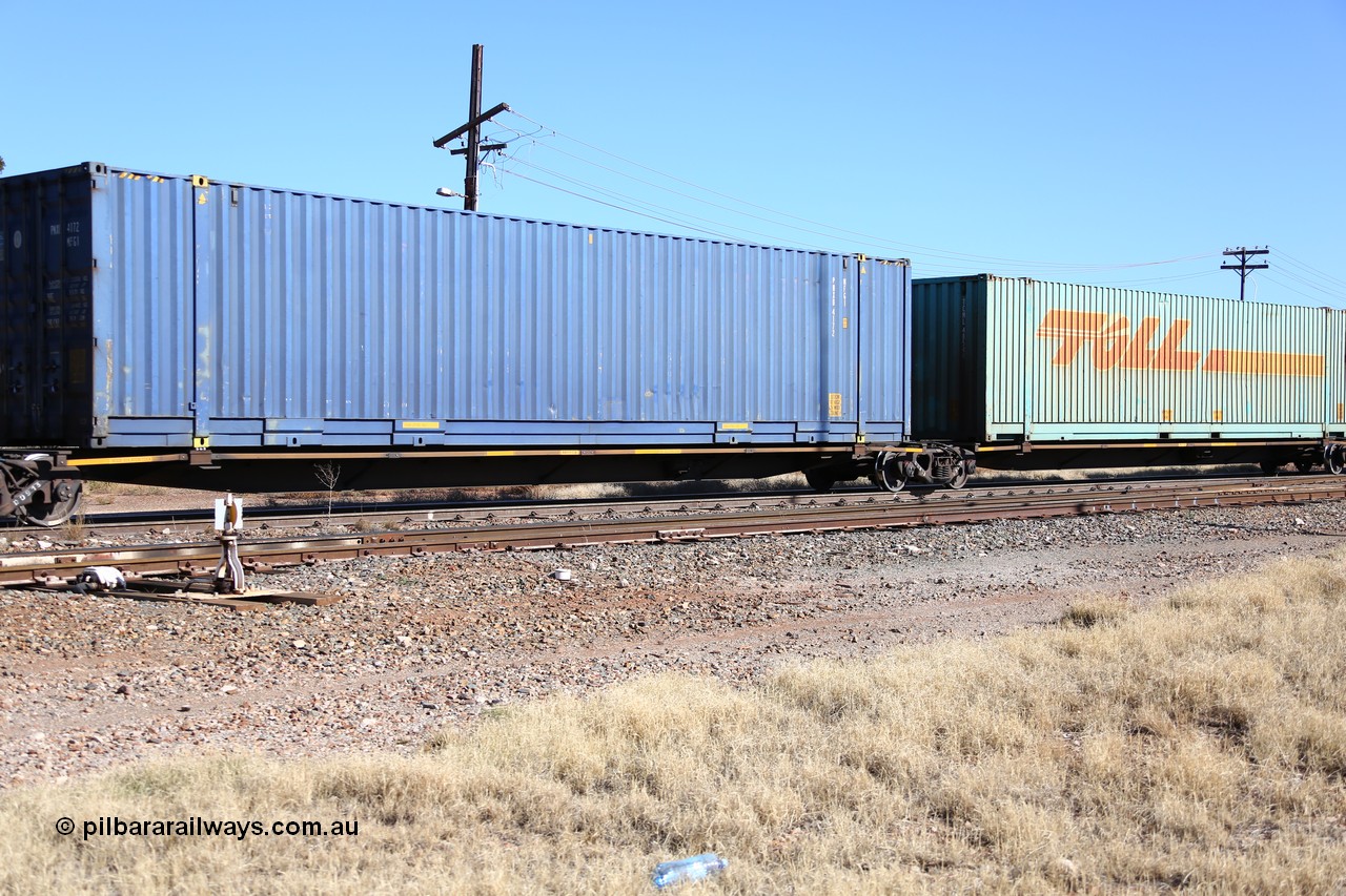 160522 2162
Parkeston, 6MP4 intermodal train, platform 2 of 5-pack low profile skel waggon set RRYY 17, one of fifty two such waggon sets built by Bradken at Braemar NSW in 2004-05, loaded with 48' container PNXD 4172.
Keywords: RRYY-type;RRYY17;Williams-Worley;Bradken-NSW;