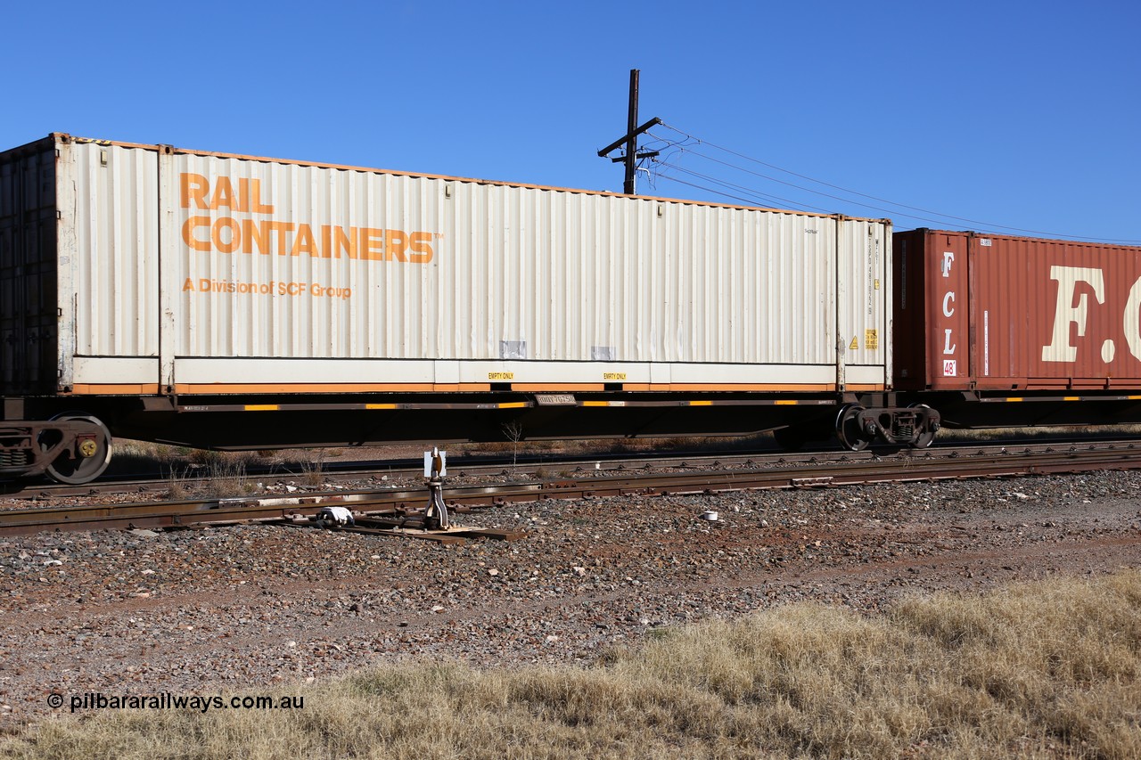 160522 2178
Parkeston, 6MP4 intermodal train, RQQY 7076 platform 4 of 5-pack articulated skel waggon set, 1 of 17 built by Qld Rail at Ipswich Workshops in 1995, 48' Rail Containers sea2rail box TSPD 481022.
Keywords: RQQY-type;RQQY7076;Qld-Rail-Ipswich-WS;