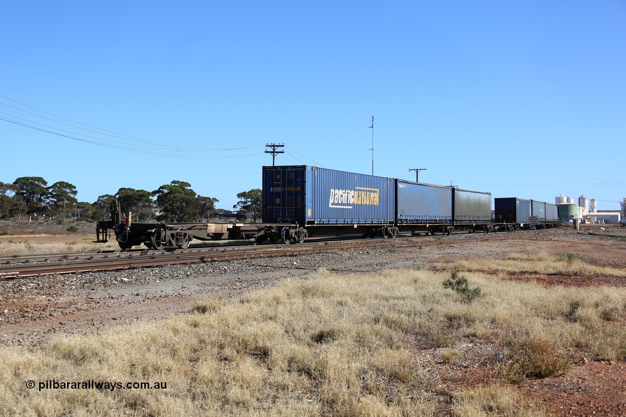 160522 2190
Parkeston, 6MP4 intermodal train, trailing view of 5-pack RRGY 7130 5 pack articulated skel waggon set, originally built as RRBY by AN Rail at Islington Workshops SA 1996-97.
Keywords: RRGY-type;RRGY7130;AN-Islington-WS;RRBY-type;