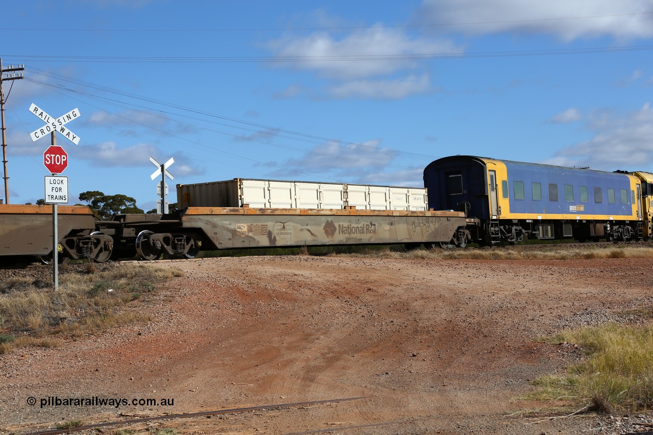 160522 2338
Parkeston, 7MP7 priority service train, platform 5 of 5-pack Goninan built RRZY 7034 well waggon set, half height side door SCF SCFU 607107 container.
Keywords: RRZY-type;RRZY7034;Goninan-NSW;