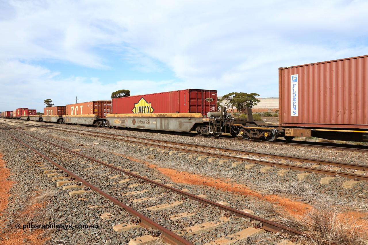 160523 2960
Parkeston, 7SP3 intermodal train, RQZY 7053 5-pack built by Goninan as one of thirty two well waggon sets from 1995-96, loaded with two Linfox and two FCL 48' containers.
Keywords: RQZY-type;RQZY7053;Goninan-NSW;