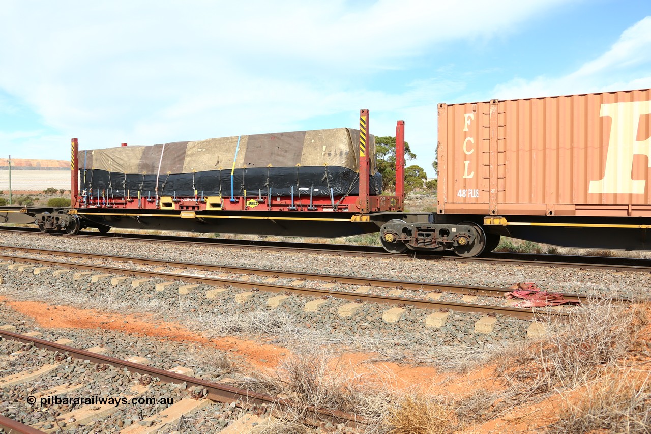 160523 2969
Parkeston, 7SP3 intermodal train, RRQY 8519 platform 3 of 5-pack articulated skel waggon set, built by Qiqihar Rollingstock Works, China in 2015, loaded with a 40' Linfox flatrack FCCU 401042.
Keywords: RRQY-type;RRQY8519;Qiqihar-Rollingstock-Works-China;