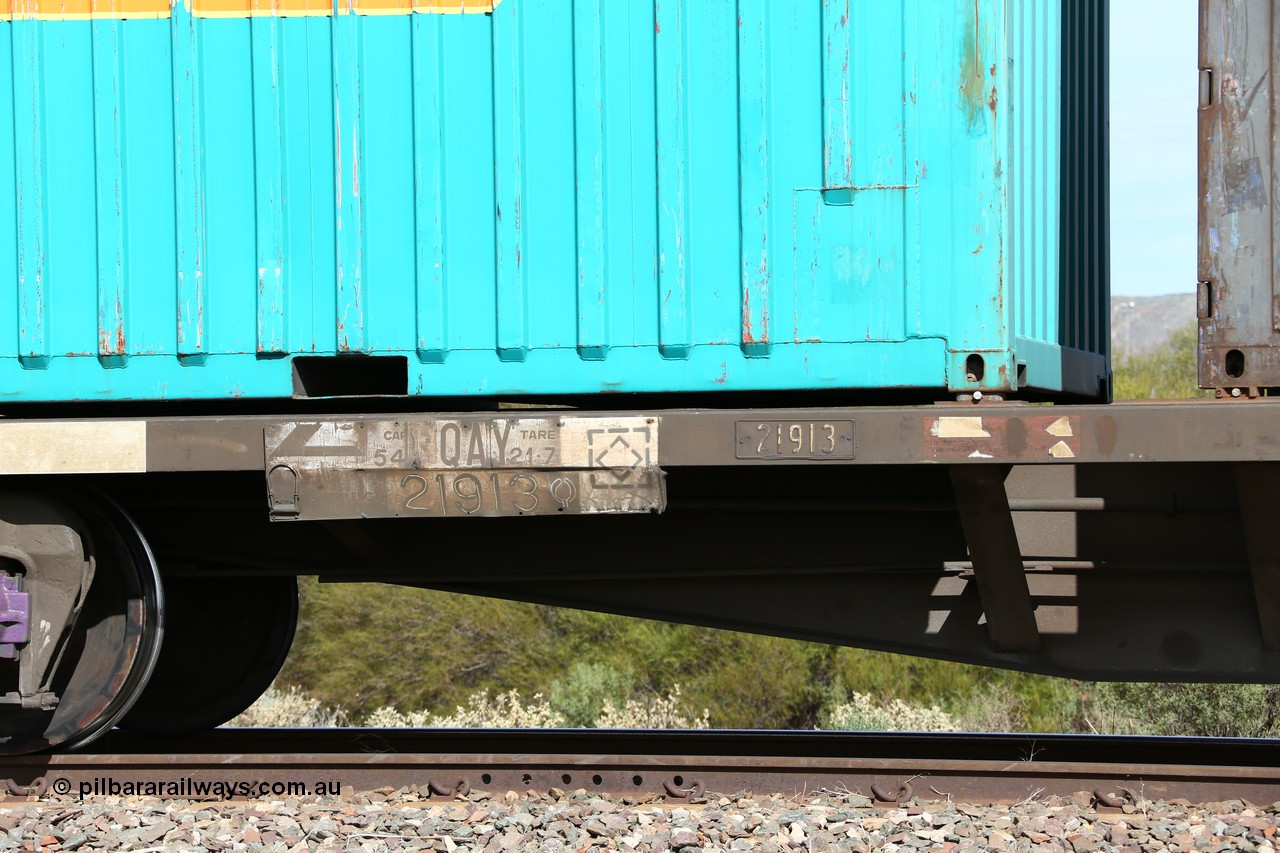 160523 2990
Parkeston, 7SP3 intermodal train, RQAY 21913 container waggon, one of a hundred waggons built in 1981 by EPT NSW as type NQAY, recoded to RQAY in 1994. Code board and NSW number plate.
Keywords: RQAY-type;RQAY21913;EPT-NSW;NQAY-type;