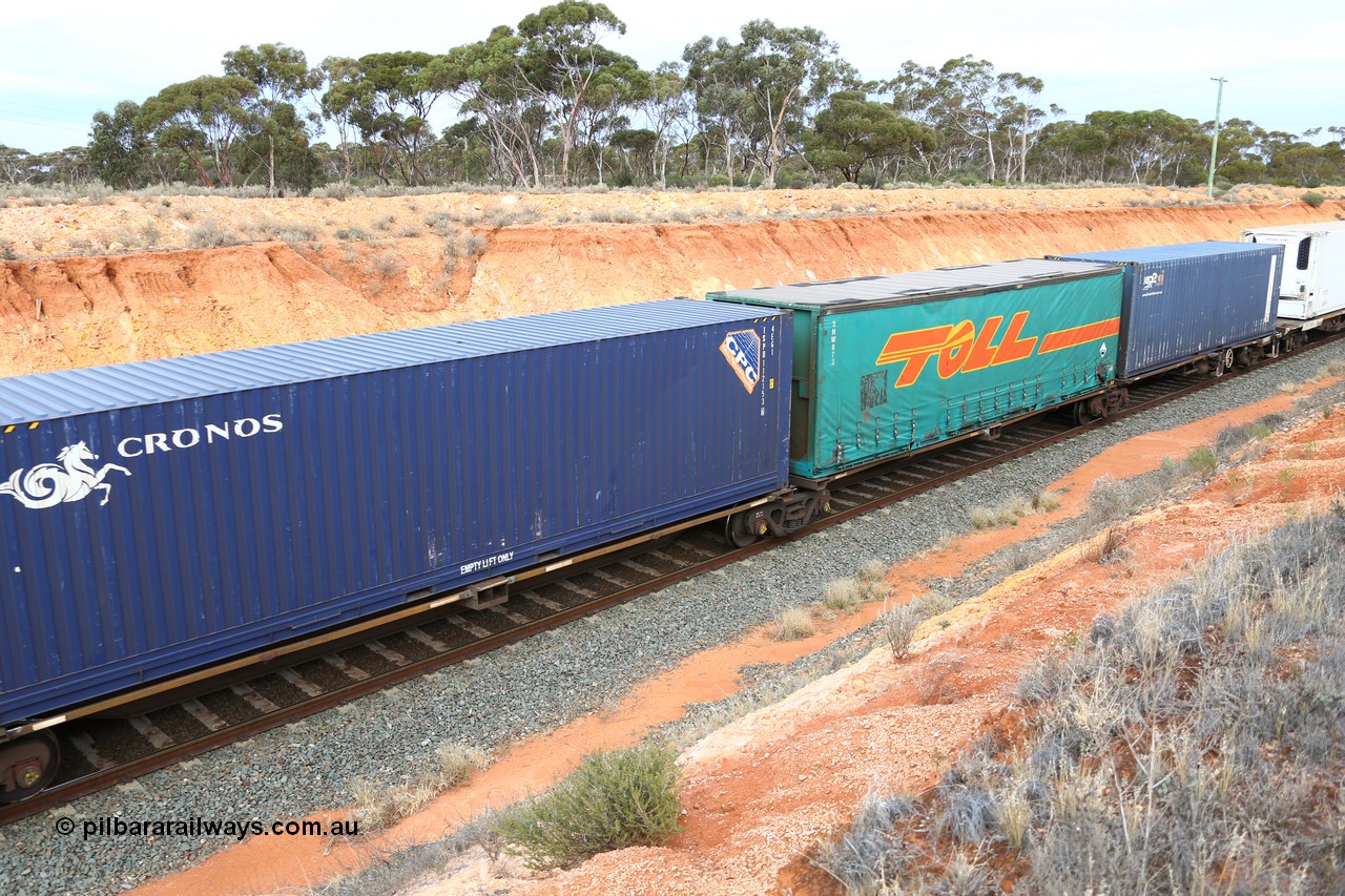 160524 3777
West Kalgoorlie, 2PM6 intermodal train, RQLY 4 platform 3 of 5-pack articulated skeletal waggon set, 1 of 8 built by AN Rail Islington Workshops in 1987 as AQJY, Cronos 40' box TSPD 112153.
Keywords: RQJY-type;RQJY4;AN-Islington-WS;AQJY-type;