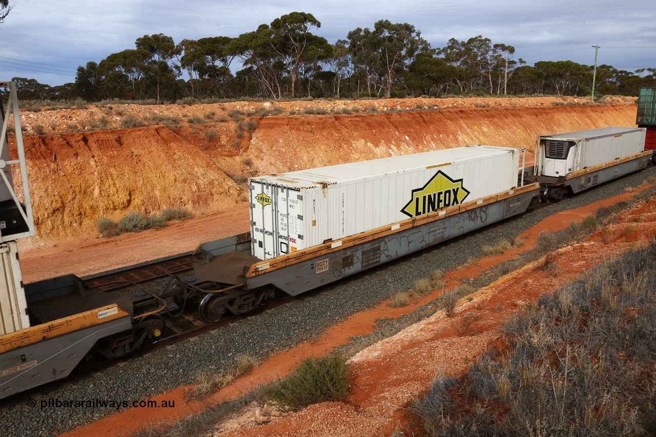 160524 3821
West Kalgoorlie, 2PM6 intermodal train, RQZY 7041 platform 3 of 5-pack well waggon set, one of thirty two sets built by Goninan NSW in 1995-96 for National Rail loaded with a Linfox 48' MFR3 type reefer FCAD 9106107.
Keywords: RQZY-type;RQZY7041;Goninan-NSW;