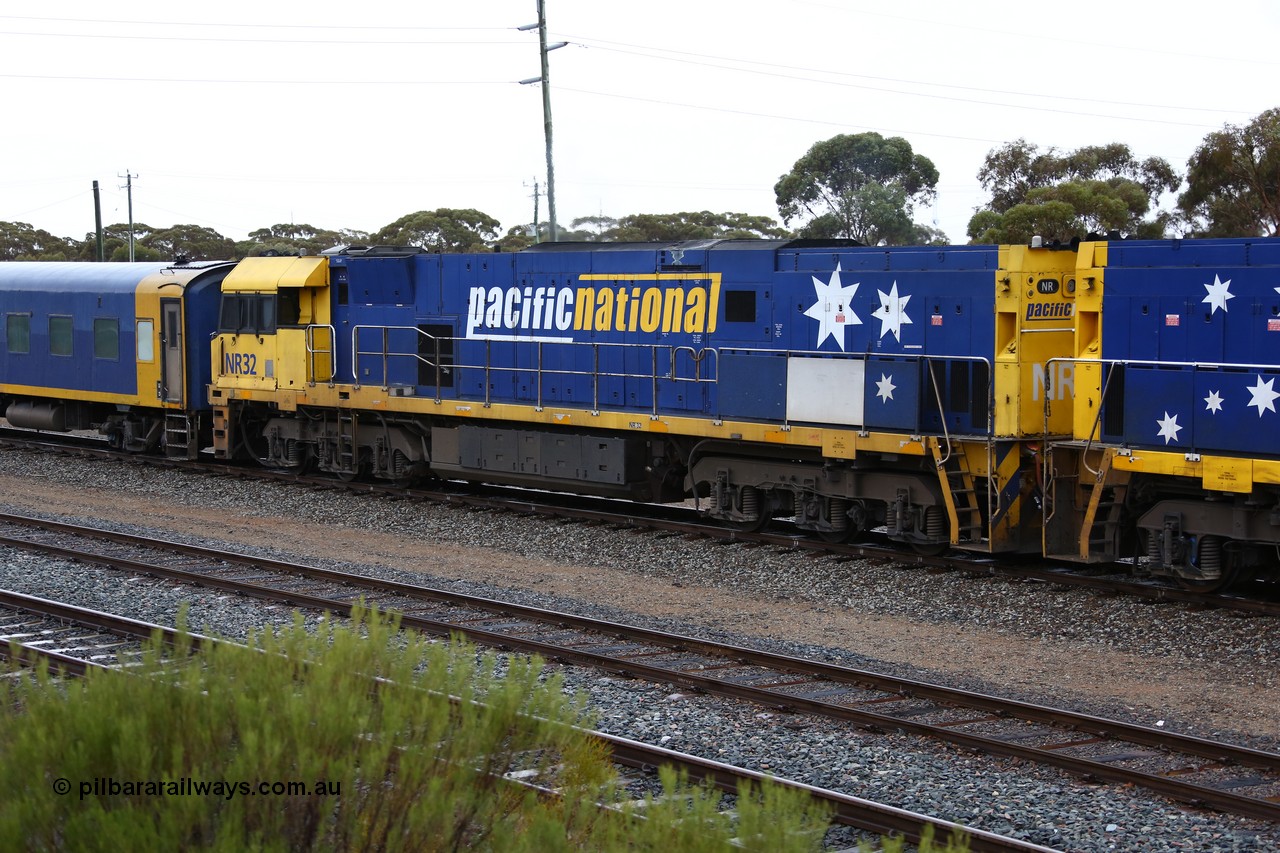 160524 4239
West Kalgoorlie, 1MP2 steel train, a Goninan built GE model Cv40-9i NR class unit NR 32 serial 7250-06/97-234 wears current owner's Pacific National livery.
Keywords: NR-class;NR32;Goninan;GE;Cv40-9i;7250-06/97-234;