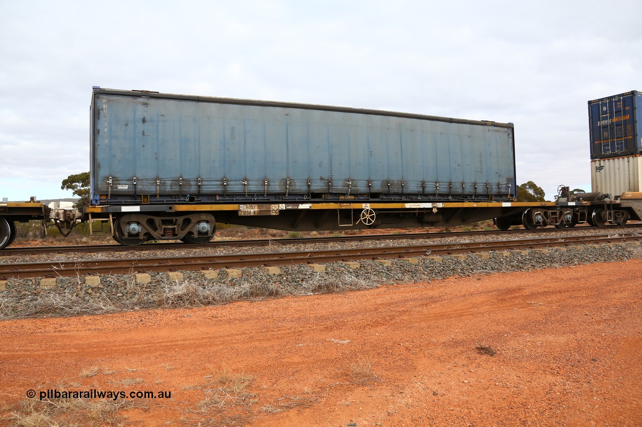 160529 8794
Parkeston, 6MP4 intermodal train, RQAY 21894 container waggon, one of a hundred waggons built in 1981 by EPT NSW as type NQAY, recoded to RQAY in 1994 with a Pacific National 48' curtinsider PNXC 4460.
Keywords: RQAY-type;RQAY21894;EPT-NSW;NQAY-type;