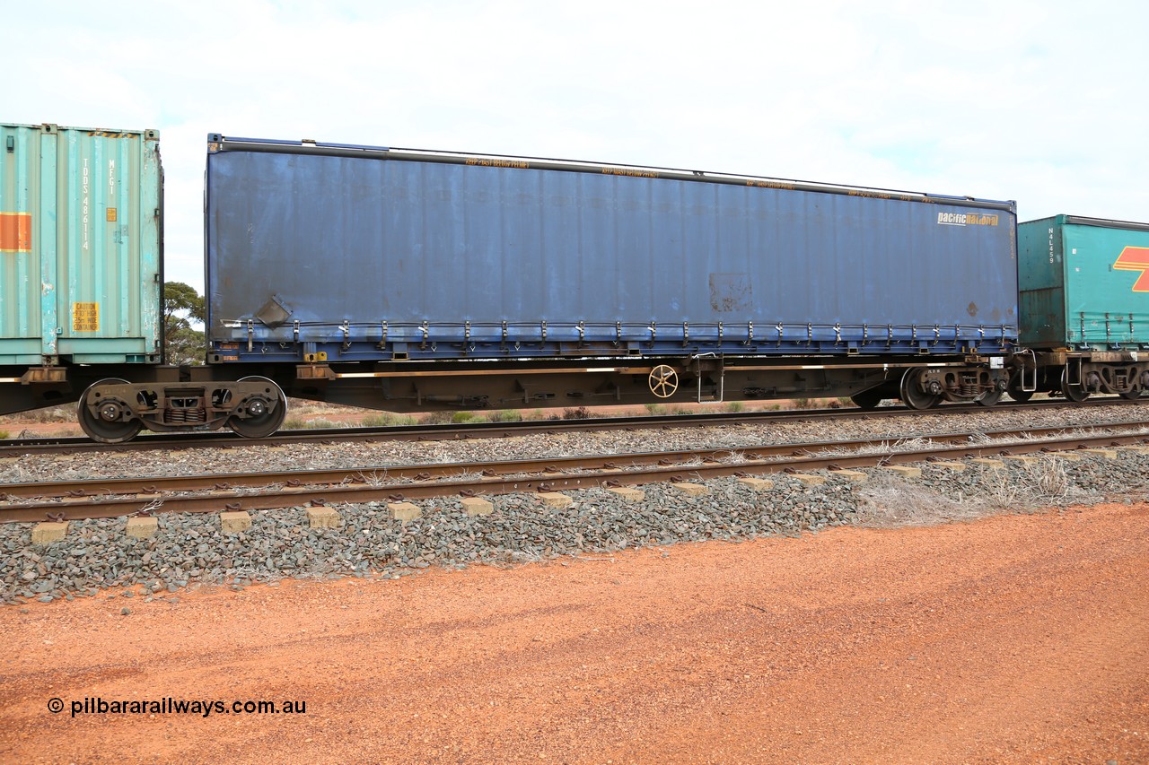 160529 8817
Parkeston, 6MP4 intermodal train, RRQY 8314
Keywords: RRQY-type;RRQY8314;Qiqihar-Rollingstock-Works-China;