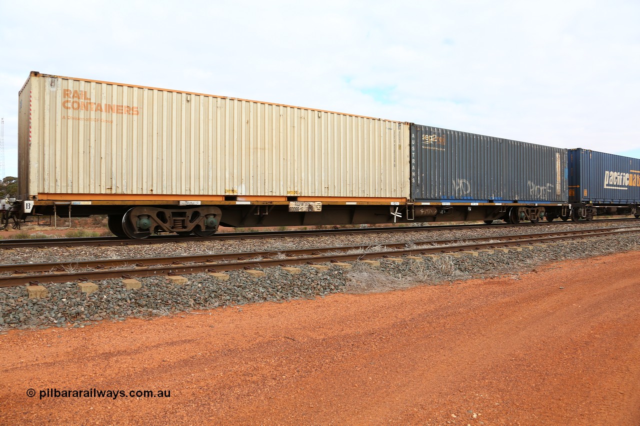 160529 8822
Parkeston, 6MP4 intermodal train, RQPW 60066
Keywords: RQPW-type;RQPW60066;