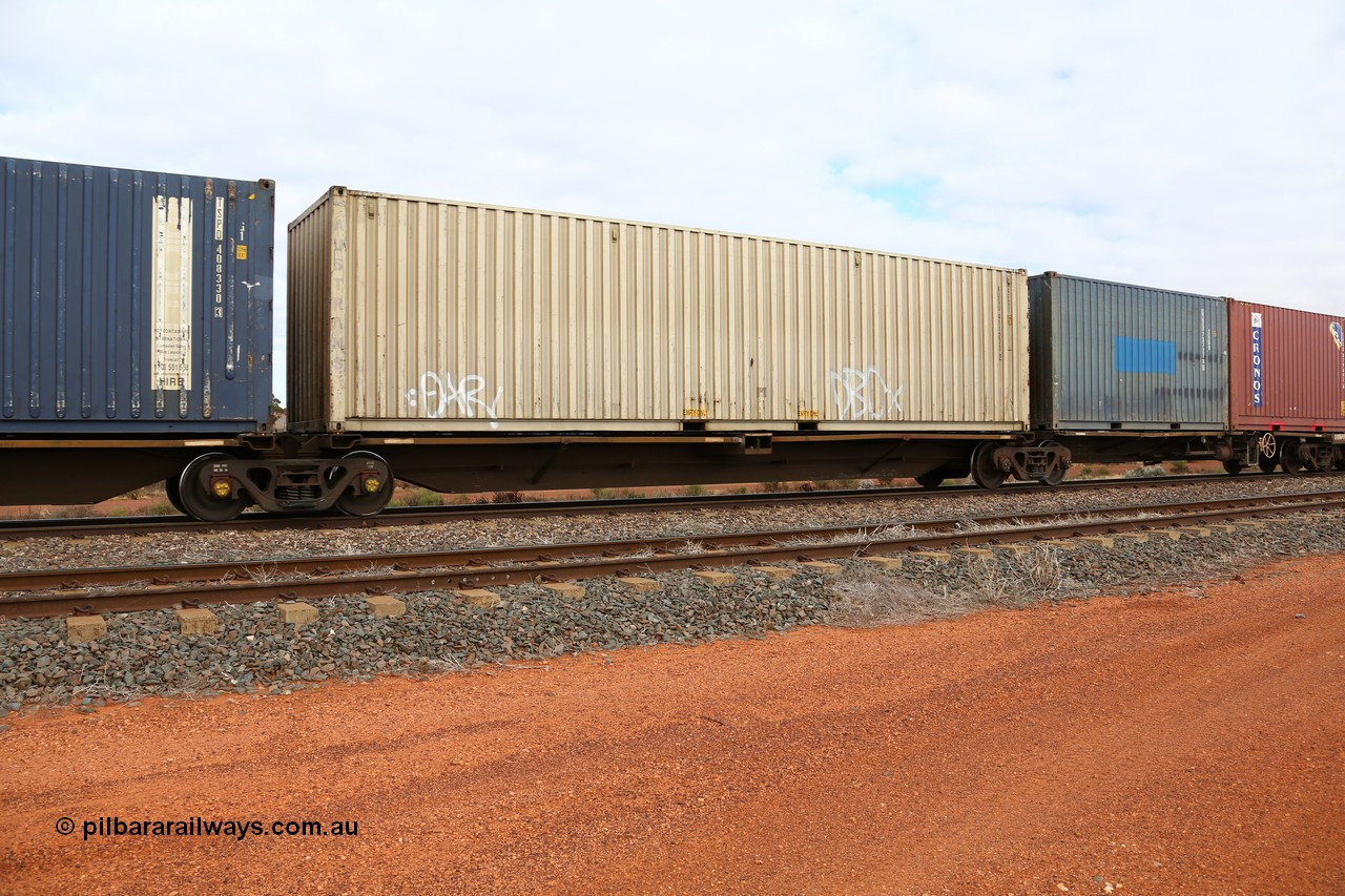 160529 8836
Parkeston, 6MP4 intermodal train, RQJY 4
Keywords: RQJY-type;RQJY4;AN-Islington-WS;AQJY-type;