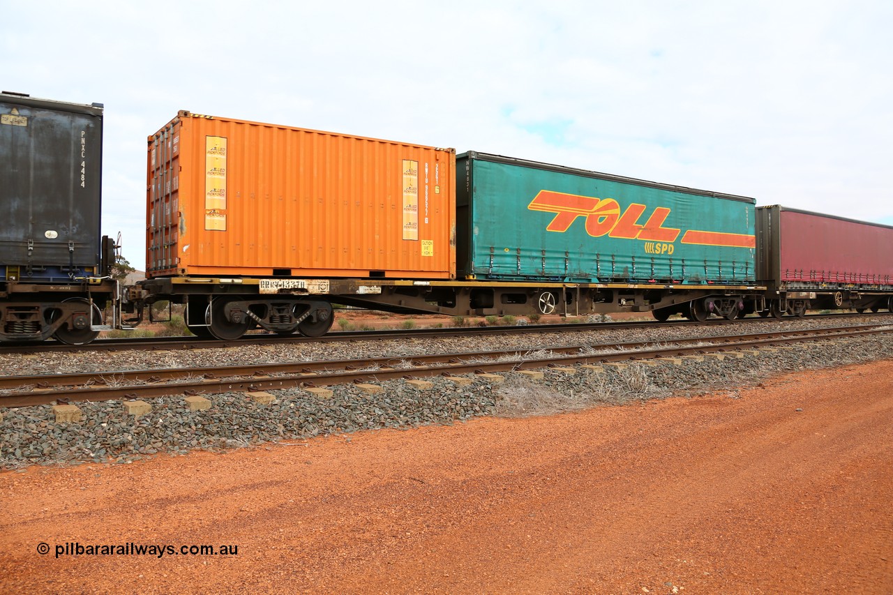 160529 8840
Parkeston, 6MP4 intermodal train, RRKY 4337
Keywords: RRKY-type;RRKY4337;Perry-Engineering-SA;RMX-type;AQMX-type;AQSY-type;RQKY-type;