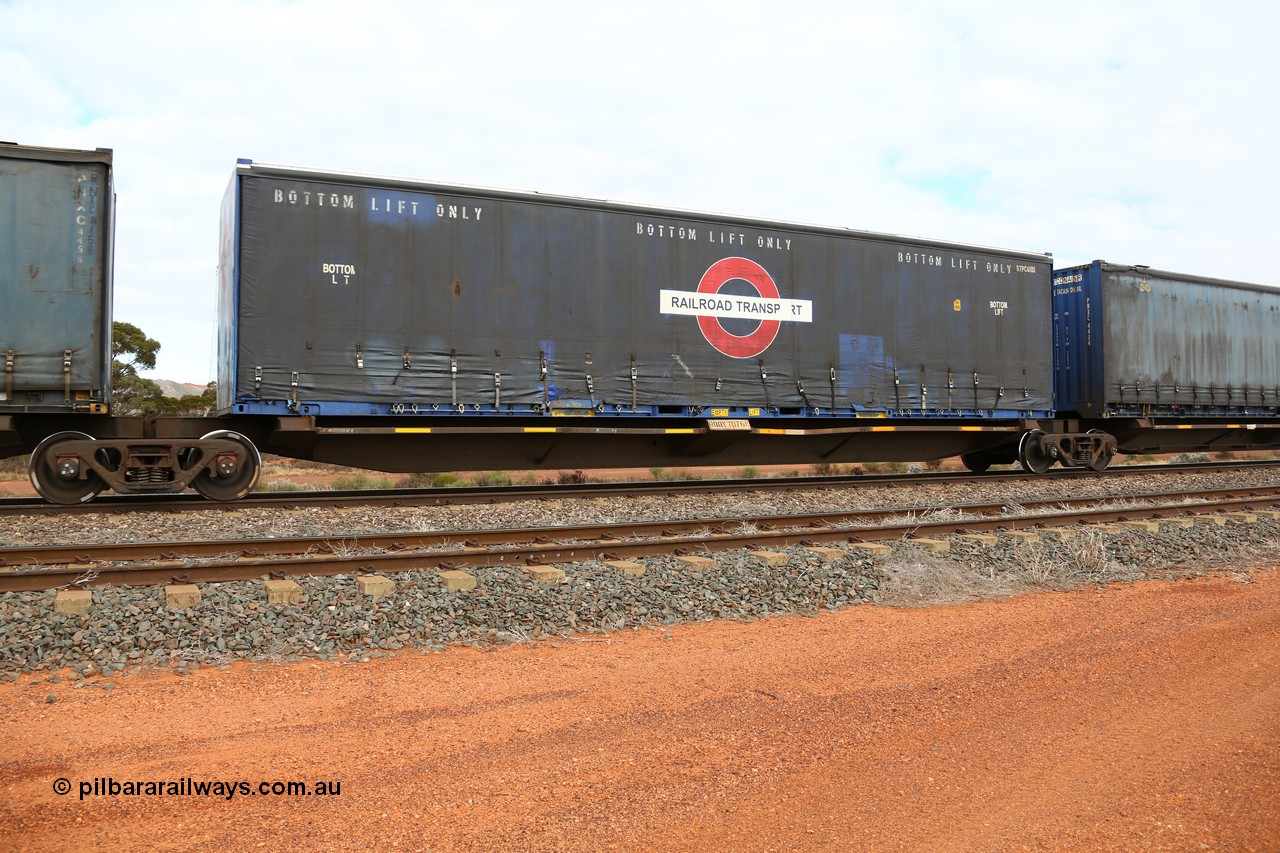 160529 8842
Parkeston, 6MP4 intermodal train, RQQY 7076
Keywords: RQQY-type;RQQY7076;Qld-Rail-Ipswich-WS;