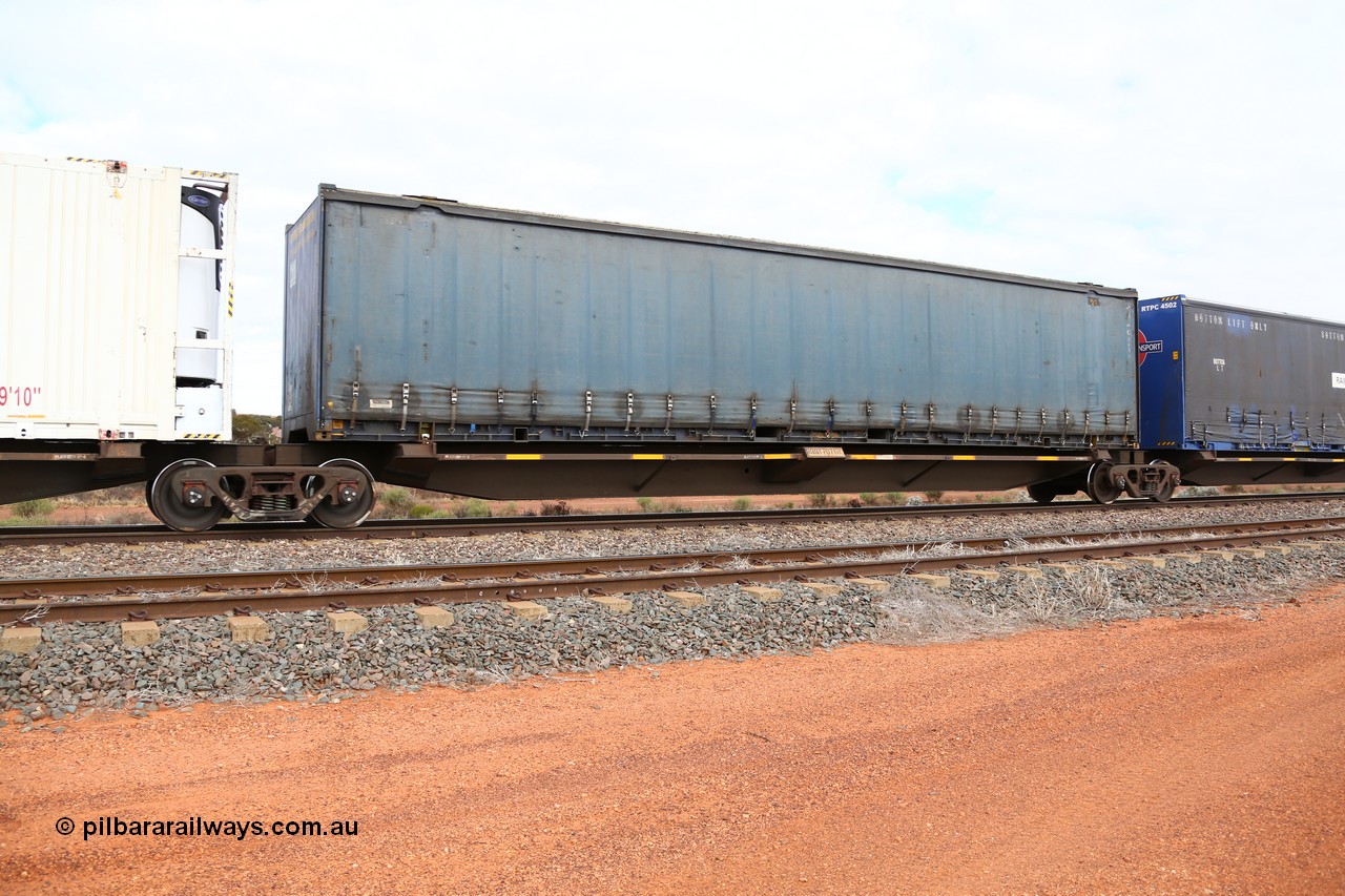 160529 8843
Parkeston, 6MP4 intermodal train, RQQY 7076
Keywords: RQQY-type;RQQY7076;Qld-Rail-Ipswich-WS;