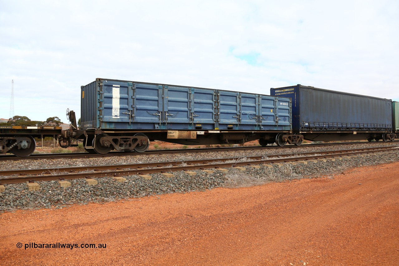 160529 8855
Parkeston, 6MP4 intermodal train, RRGY 7130
Keywords: RRGY-type;RRGY7130;AN-Islington-WS;RRBY-type;