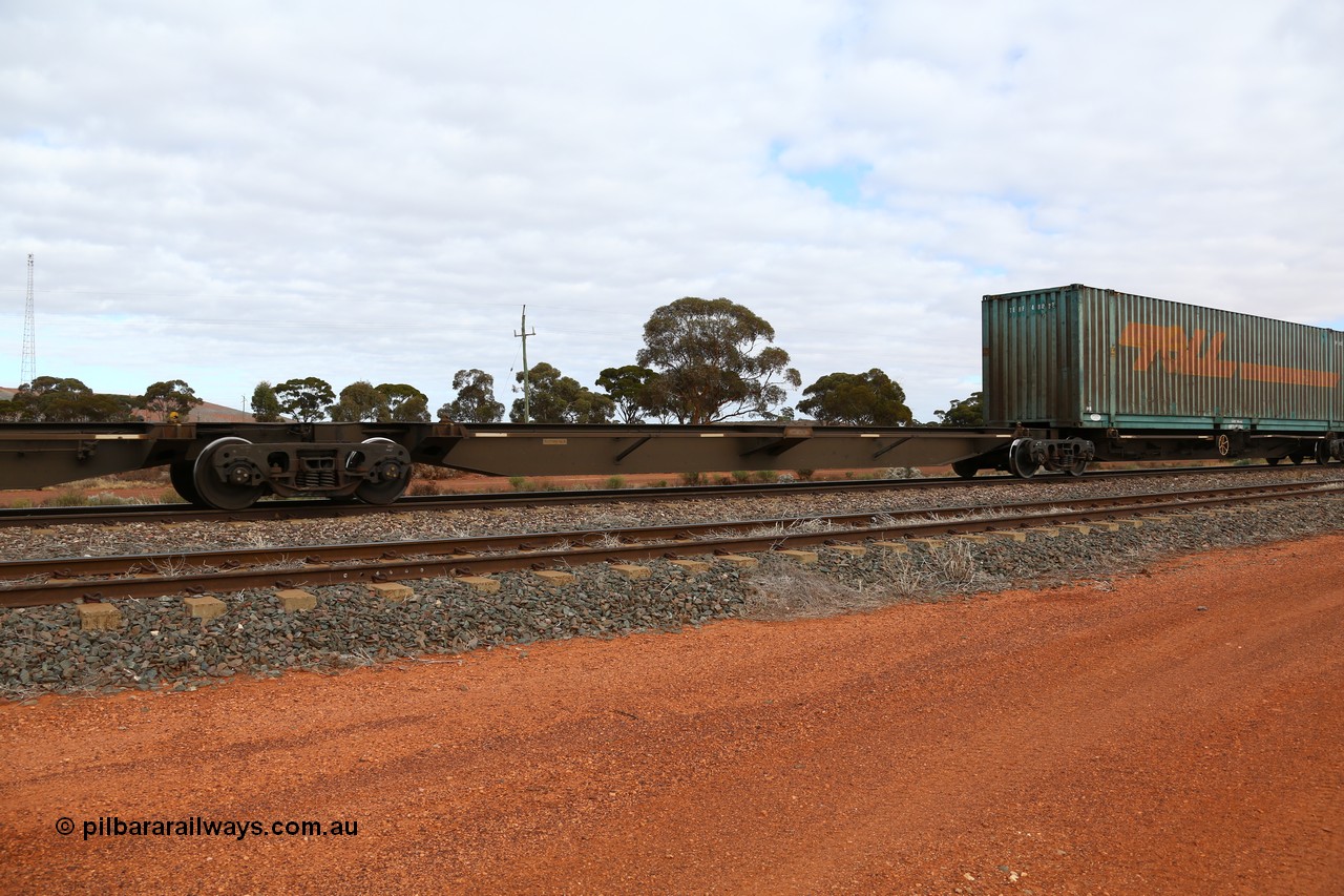 160529 8863
Parkeston, 6MP4 intermodal train, RRQY 8313
Keywords: RRQY-type;RRQY8313;Qiqihar-Rollingstock-Works-China;