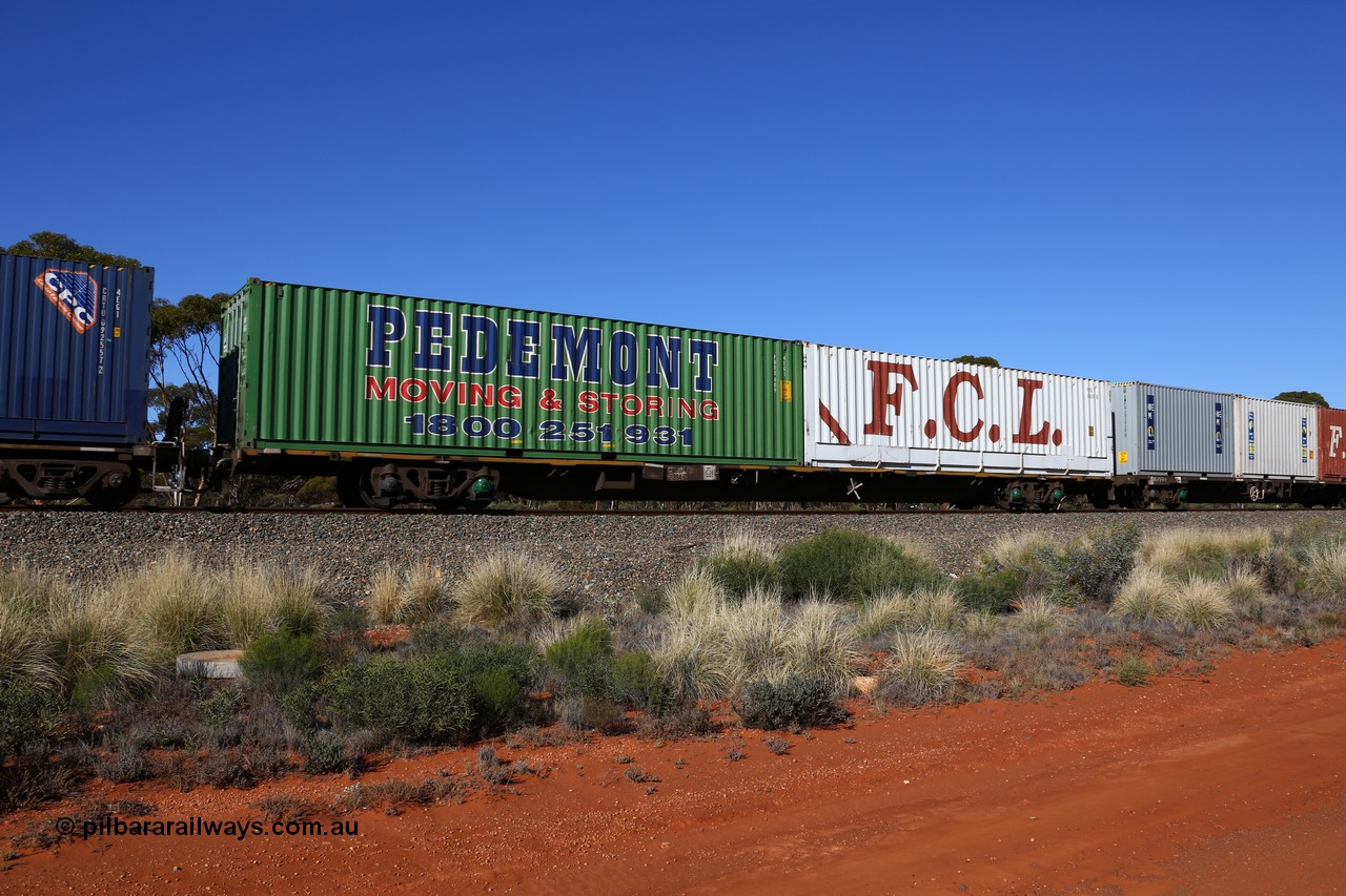 160530 9265
Binduli, 7SP3 intermodal service, RQJW 21994
Keywords: RQJW-type;RQJW21994;Mittagong-Engineering-NSW;JCW-type;NQJW-type;