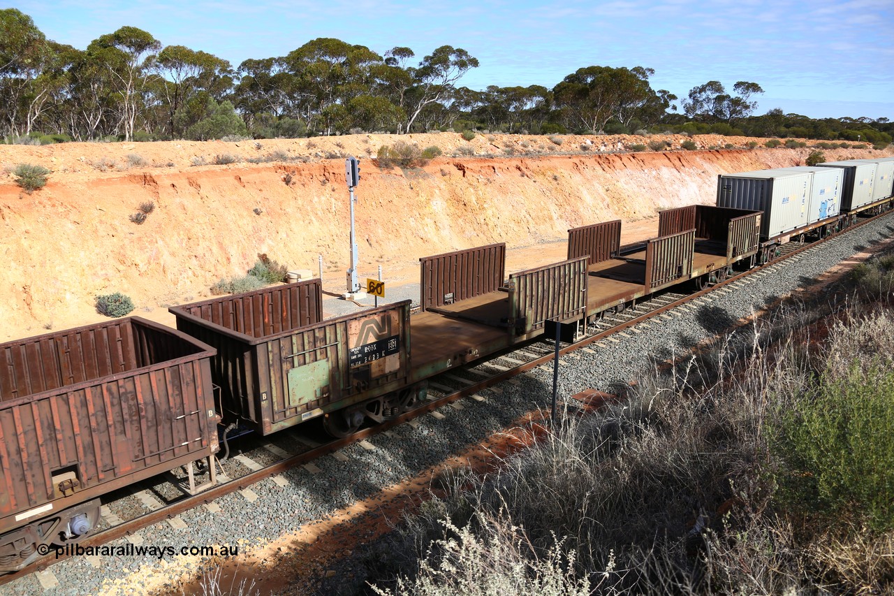 160531 9842
Binduli, 3PM4 steel train, ROOX 2623, one of forty open waggon built by Transfield WA in 1974 as type GOX, recoded AOOX, doors sealed and coded RKTX in 1994, then 1995 to ROKX for pipe traffic.
Keywords: ROOX-type;ROOX2622;Transfield-WA;GOX-type;AOOX-type;RKTX-type;ROKX-type;