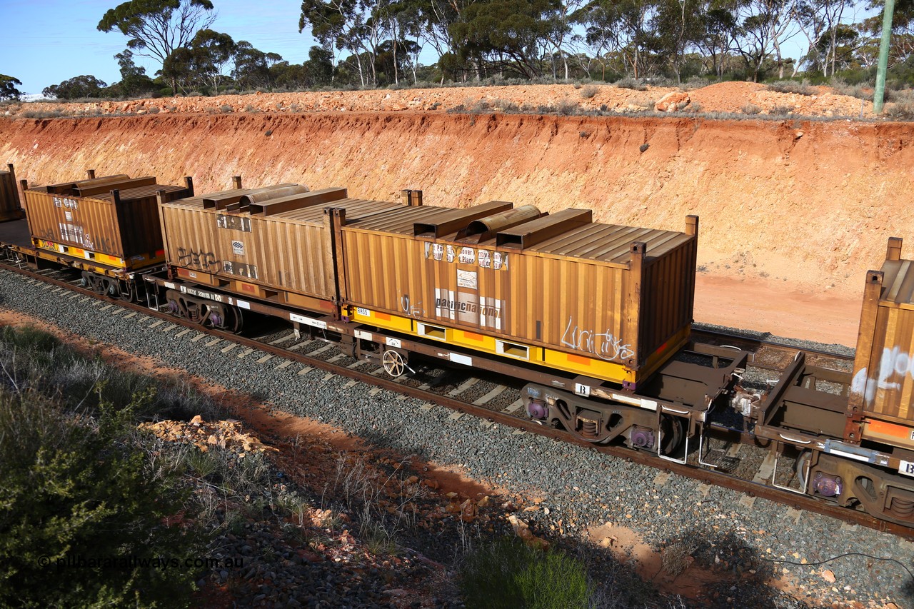 160531 9854
Binduli, 3PM4 steel train, RKLY 20918
Keywords: RKLY-type;RKLY20918;