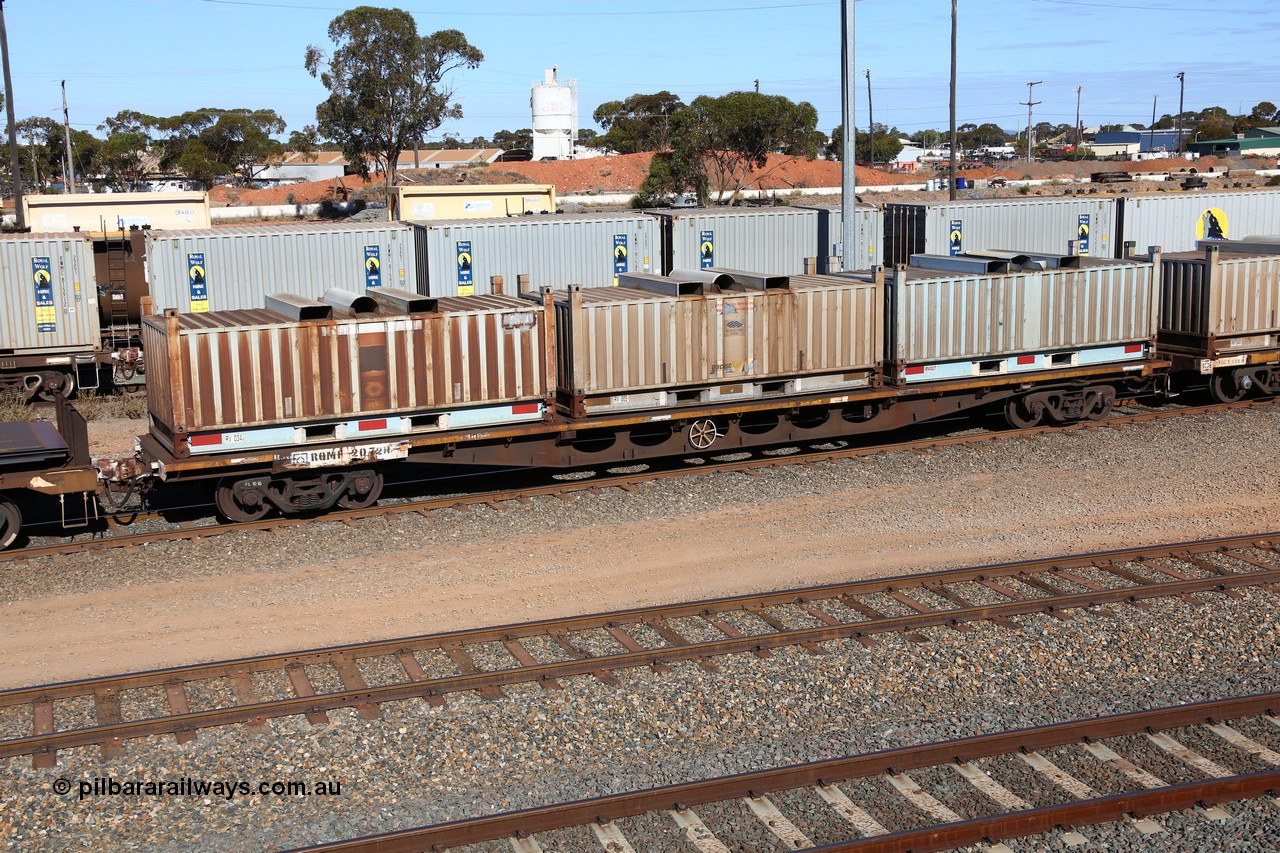 160531 9920
West Kalgoorlie, 1MP2 steel train, RQMF 2072
Keywords: RQMF-type;RQMF2072;