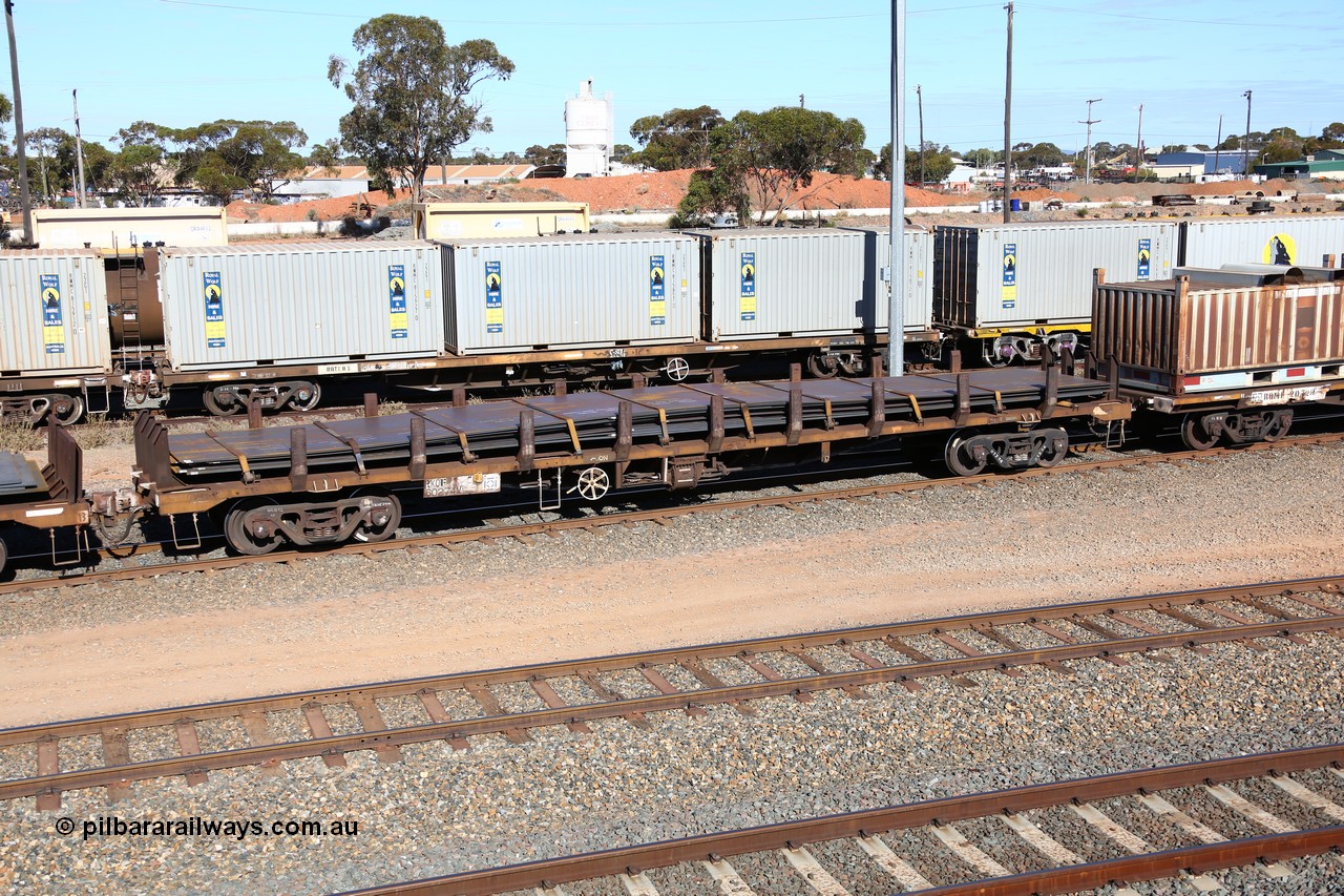 160531 9921
West Kalgoorlie, 1MP2 steel train, RKQF 60274
Keywords: RKQF-type;RKQF60274;