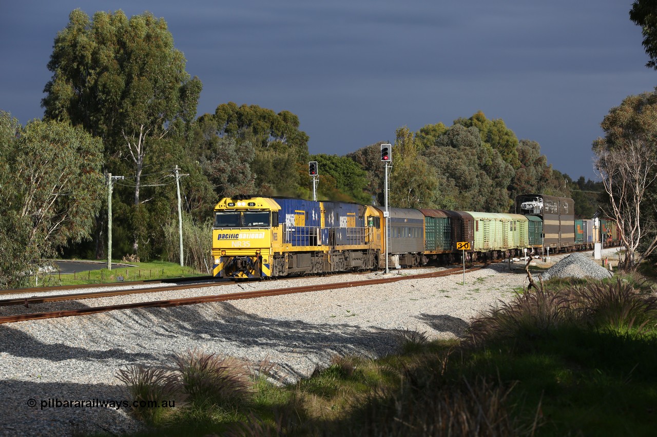 160609 0386
Woodbridge, 5PM5 intermodal train arrives at the triangle and splits signal post 82 and 84 with power from Goninan built GE model Cv40-9i NR class unit NR 35 serial 7250-06/97-237 and a sister unit with 39 waggons for a length of 1791 metres and 3960 tonnes.
Keywords: NR-class;NR35;Goninan;GE;Cv40-9i;7250-06/97-237;