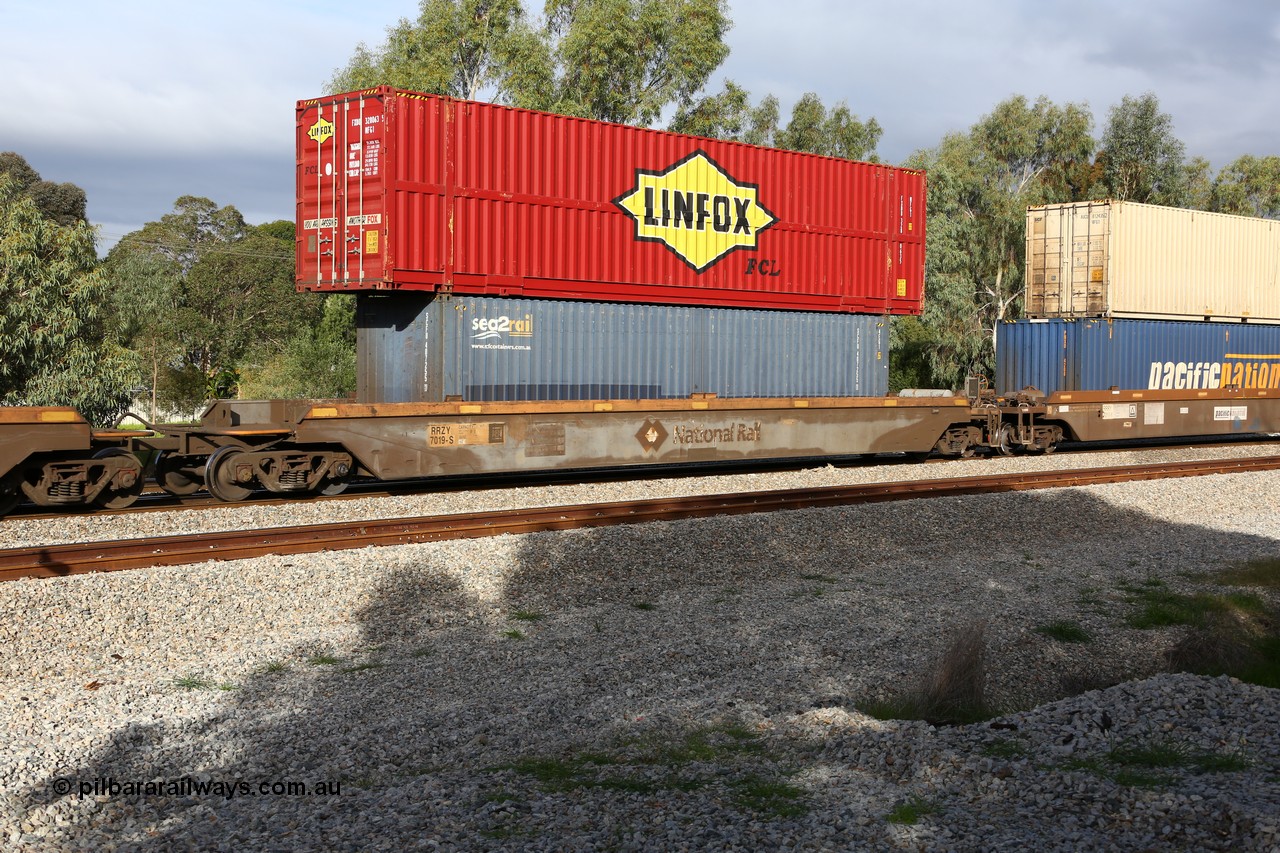 160609 0449
Woodbridge, 5PM5 intermodal train, RRZY 7019
Keywords: RRZY-type;RRZY7019;Goninan-NSW;