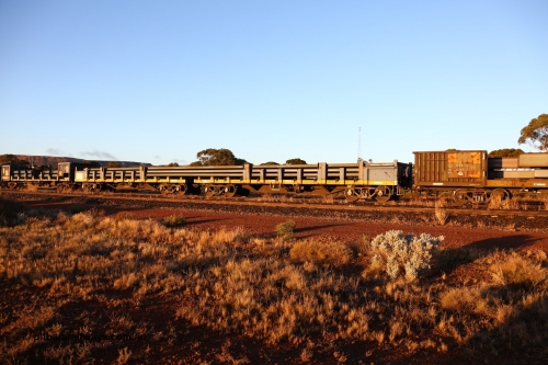 160522 2024
Parkeston, 5MP2 steel train, RKAF type 2-pack rail transport waggon RKAF 4 with a length of 29.8 metres loaded with new rail, these 'pairs' are rebuilt from a pair of RKJX type waggons. The RKJX were rebuilds from V/Line VOBX type waggons.
Keywords: RKAF-type;RKAF4;Victorian-Railways-Newport-WS;ELX-type;VOBX-type;VOEX-type;VKEX-type;RKEX-type;RKJX-type;