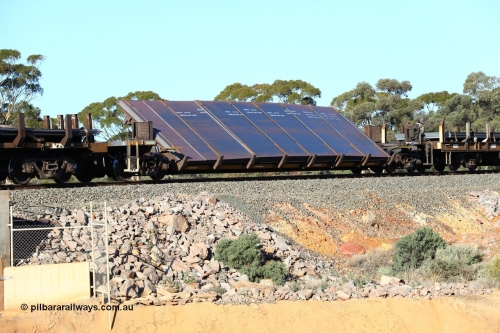 160522 2064
Binduli, 5MP2 steel train, RKYY type wide steel plate tilt waggon RKYY 7109, one of twenty seven units built by AN Rail Islington Workshops in 1995-96. Loaded with steel plate.
Keywords: RKYY-type;RKYY7109;AN-Islington-WS;