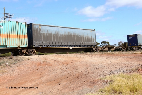 160522 2388
Parkeston, 7MP7 priority service train, RRAY 7229 platform 4 of 5-pack articulated skel waggon set, 1 of 100 built by ABB Engineering NSW 1996-2000, 48' deck, Pacific National 48' curtainsider PNXM 4542.
Keywords: RRAY-type;RRAY7229;ABB-Engineering-NSW;