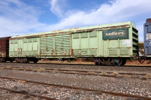 160523 3040
Parkeston, 7SP3 intermodal train, RLUY 18623 louvre van, one of fifty originally built by Comeng NSW as KLY in 1973, then recoded to NLKY, NLWY wearing Sadleirs green livery and signage.
Keywords: RLUY-type;RLUY18623;Comeng-NSW;KLY-type;NLKY-type;NLNY-type;RLNY-type;