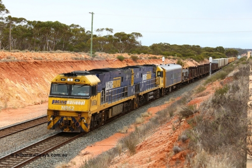 160524 4019
Binduli, Melbourne bound steel train service 3PM4 behind Goninan built GE model Cv40-9i NR class units NR 62 serial 7250-11/96-264 and NR 68 serial 7250-12/96-270.
Keywords: NR-class;NR62;Goninan;GE;Cv40-9i;7250-11/96-264;