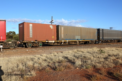 160528 8328
Parkeston, priority service 6PS7, RQSY 34466 container waggon, one of one hundred OCY type units built by Tulloch Ltd NSW in 1974-75, recoded NQOY, then to NQSY. 20' Cronos box CRXU 078345[5] and Austrans 40' 4EG1 type SCF box AUSU 405026[0].
Keywords: RQSY-type;RQSY34466;Tulloch-Ltd-NSW;OCY-type;NQOY-type;NQSY-type;