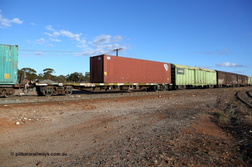 160528 8351
Parkeston, 5SP5 intermodal train, RQSY 34404 container waggon, part of one hundred built by Tulloch NSW in 1974/75 as OCY type. Western Containers 4EG1 type 40' box WPWU 090682[4]. May 28, 2016.
Keywords: RQSY-type;RQSY34404;Tulloch-Ltd-NSW;OCY-type;