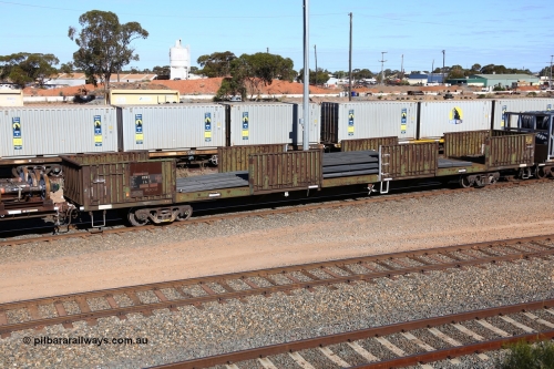 160531 9929
West Kalgoorlie, 1MP2 steel train, RKWY 16
Keywords: RKWY-type;RKWY16;