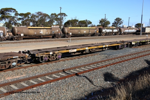 160531 9944
West Kalgoorlie, 3PM4 steel train, empty container waggon RQSY 35002.
Keywords: RQSY-type;RQSY35002;Goninan-NSW;OCY-type;