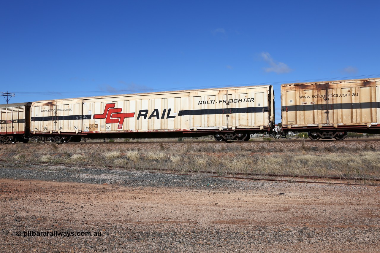 160522 2236
Parkeston, SCT train 6MP9 operating from Melbourne to Perth, PBGY type covered van PBGY 0146 Multi-Freighter, one of eighty units built by Gemco WA with Independent Brake signage.
Keywords: PBGY-type;PBGY0146;Gemco-WA;